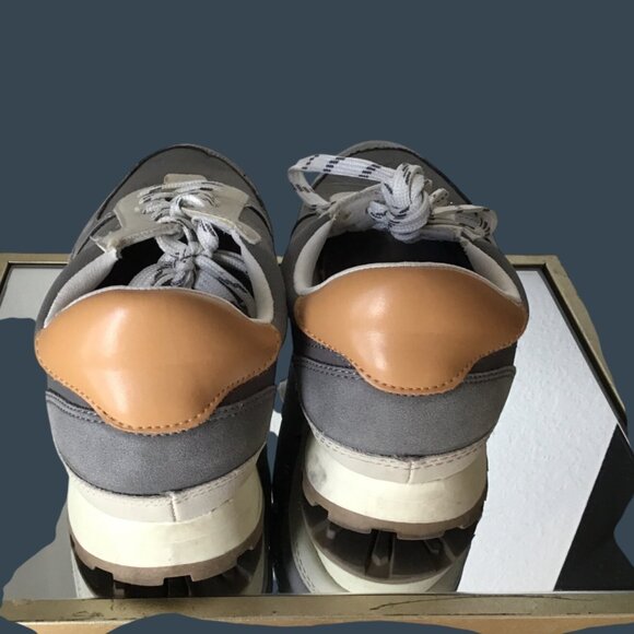 Vintage Gray & White Lace-Up Sneakers with Gum Sole size 9.5 - Picture 6 of 9